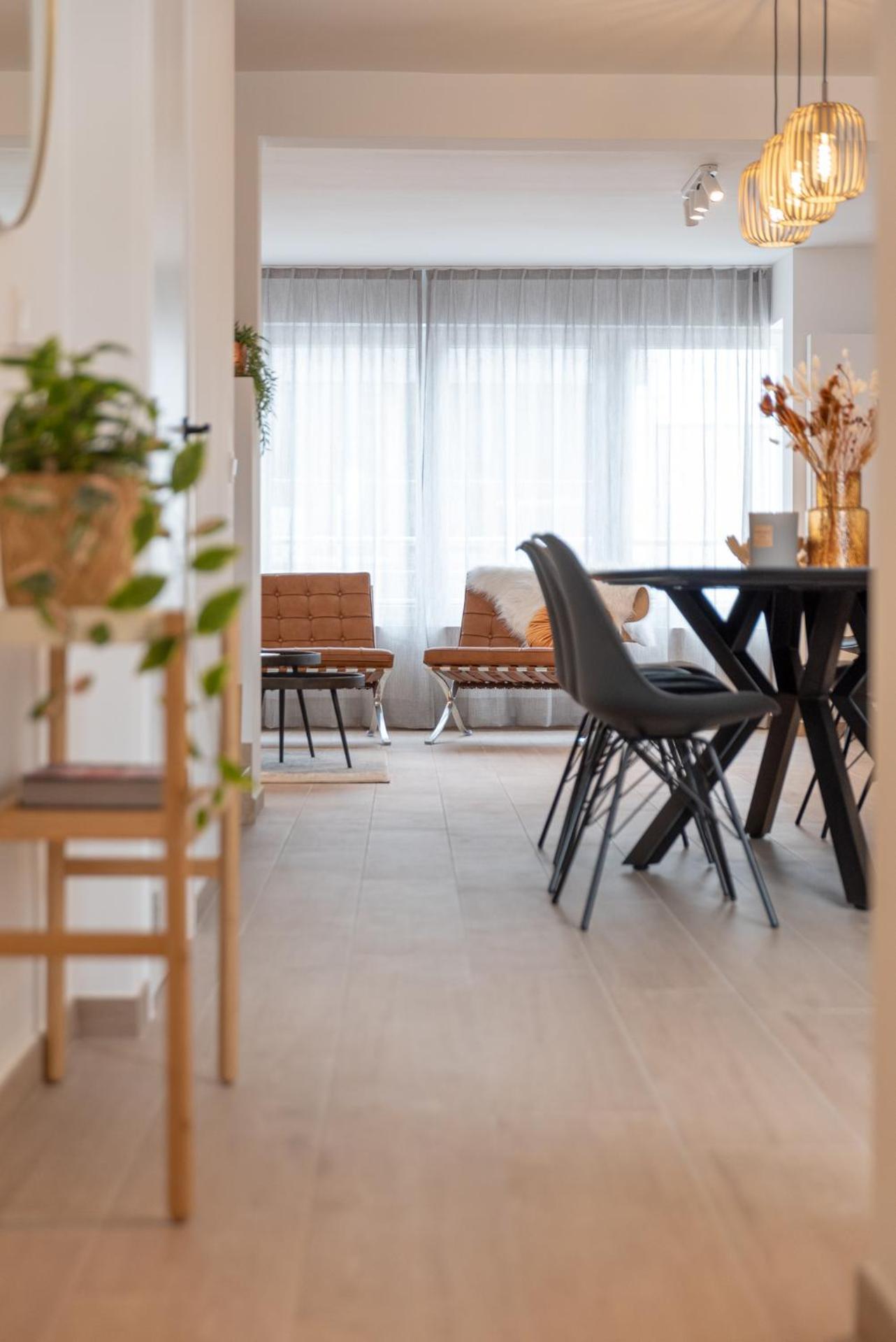 Spacious Penthouse For 8 People In The City Centre Остенде Екстер'єр фото