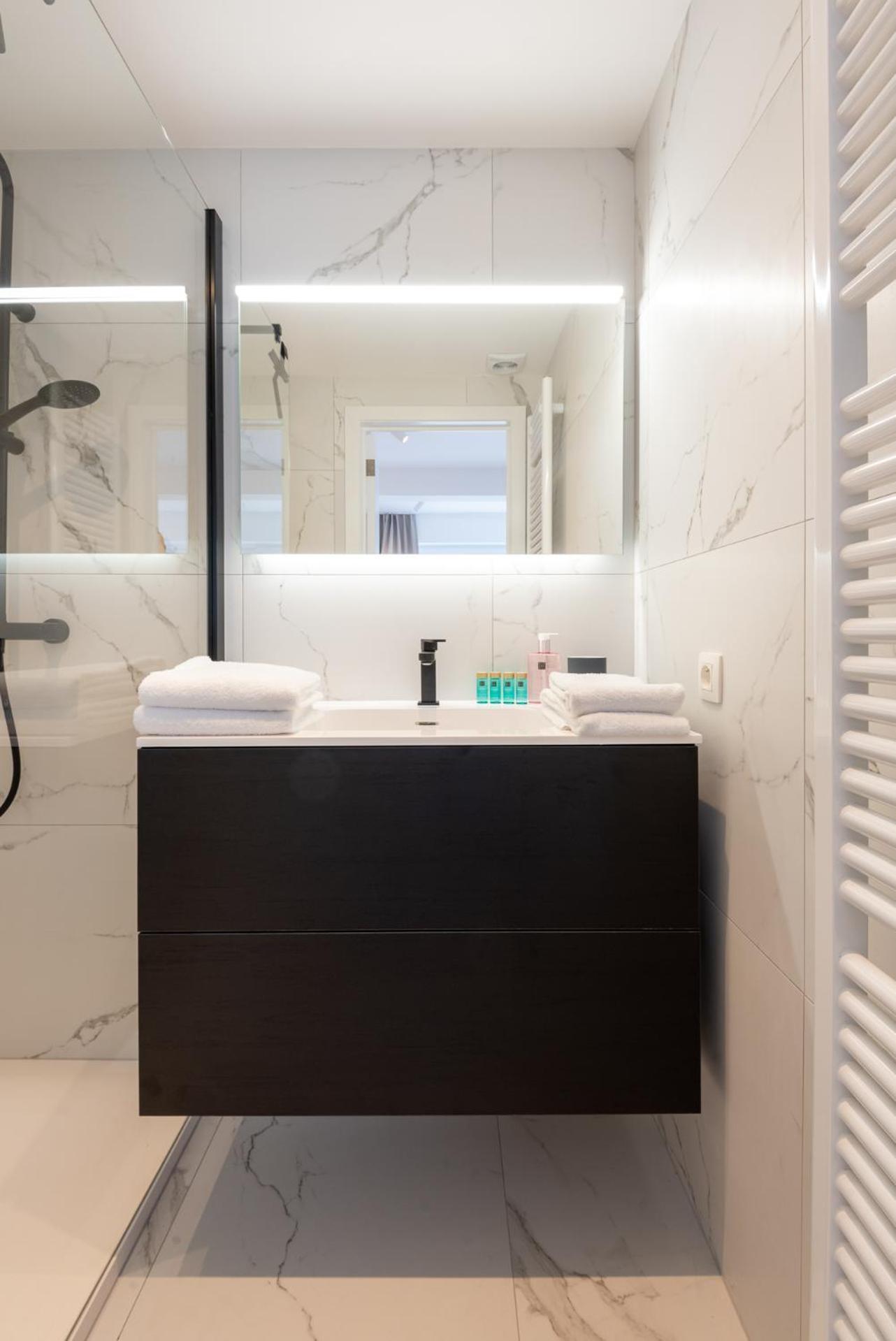 Spacious Penthouse For 8 People In The City Centre Остенде Екстер'єр фото